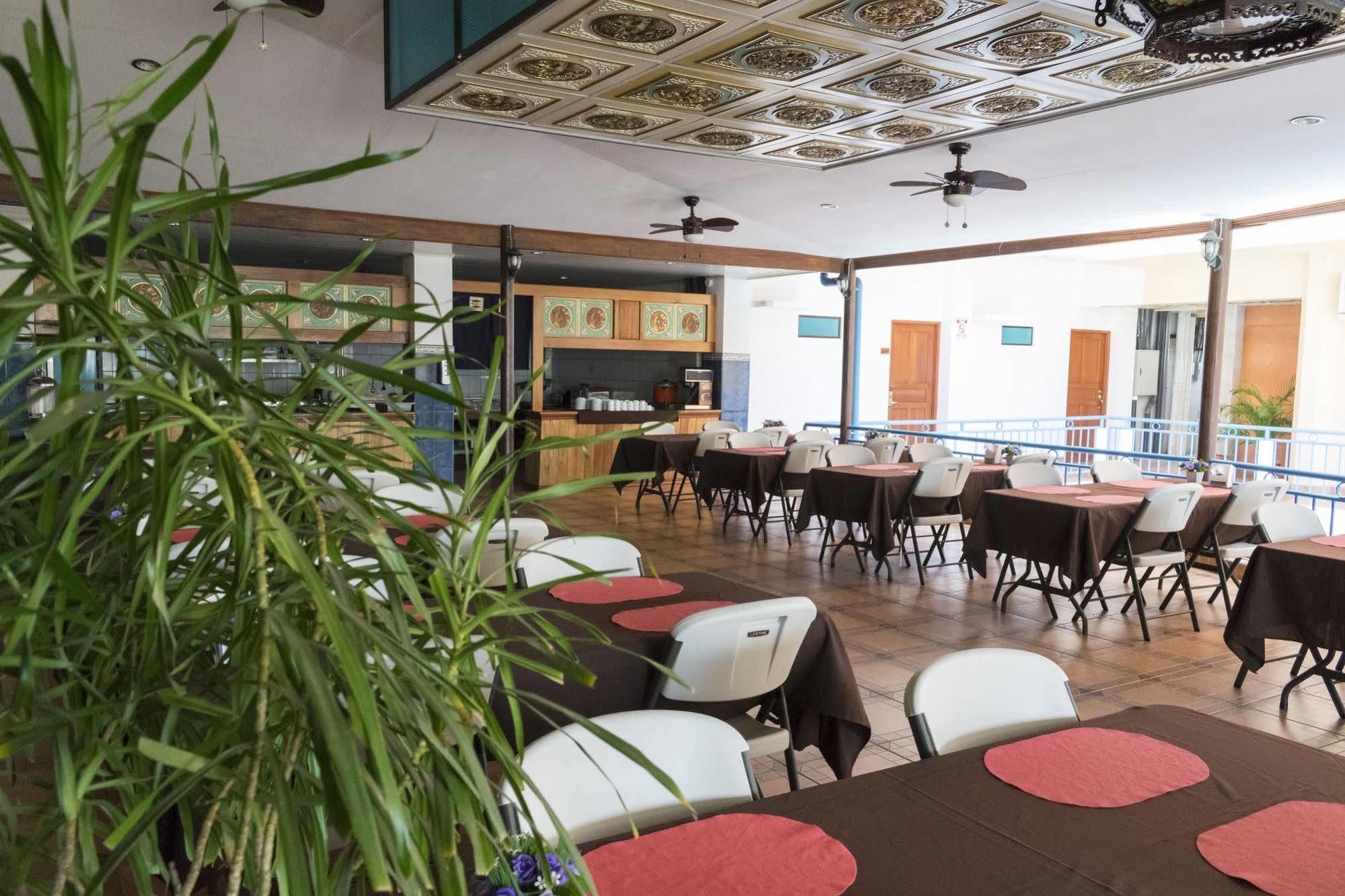 Hotel Puntarenas Beach Bagian luar foto