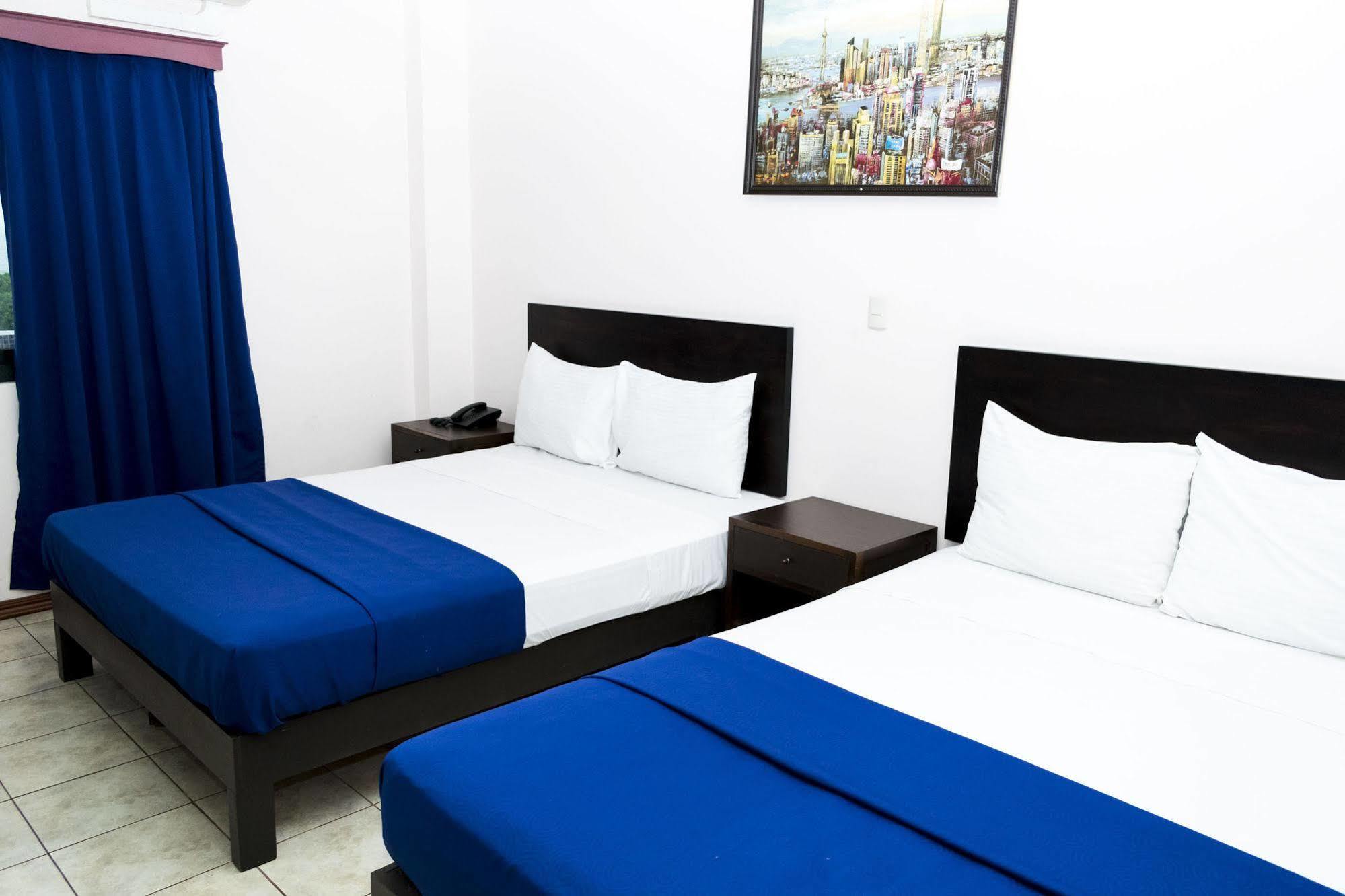 Hotel Puntarenas Beach Bagian luar foto
