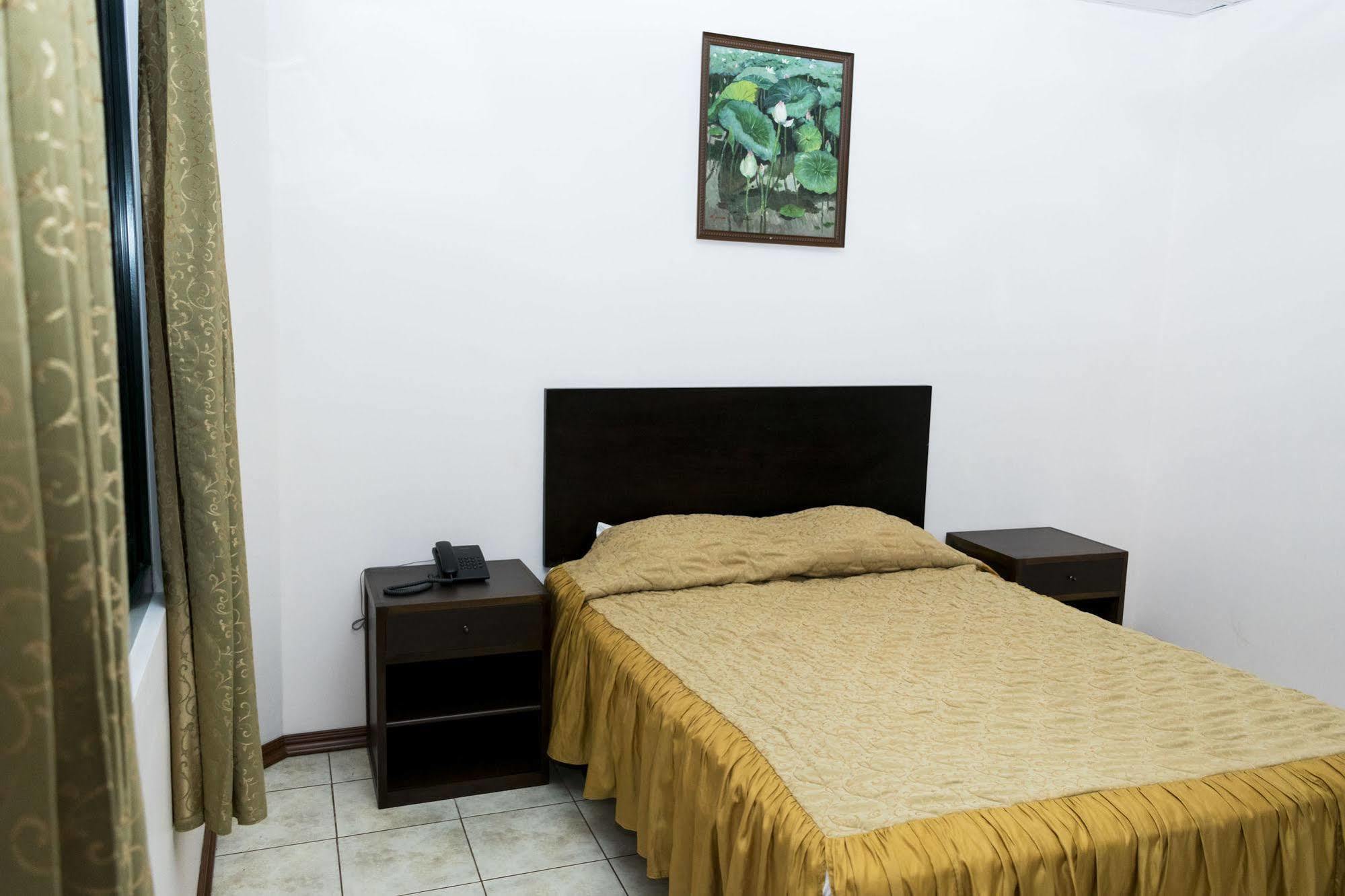 Hotel Puntarenas Beach Bagian luar foto