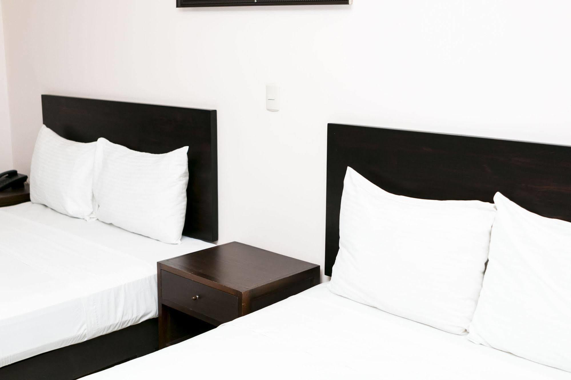 Hotel Puntarenas Beach Bagian luar foto
