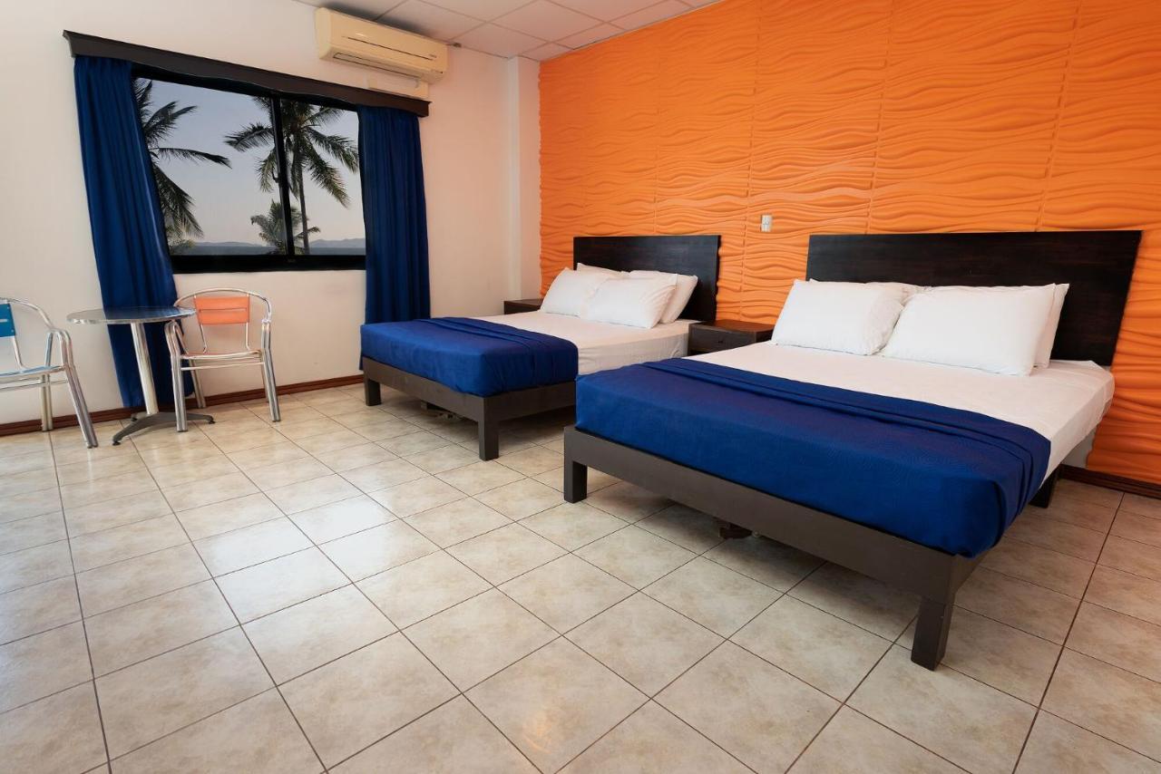 Hotel Puntarenas Beach Bagian luar foto